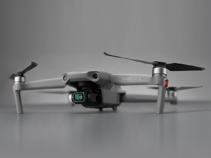 Exploring the Depths: Innovative Underwater Drones with Cameras
